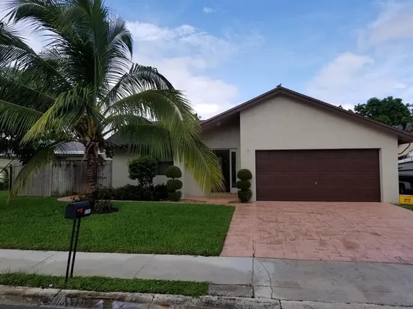 22761 SW 64th Way, Boca Raton, FL 33428