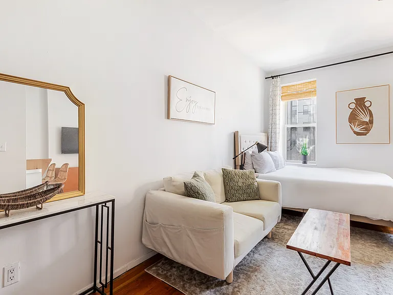 765 Washington St #2W — Photo 5