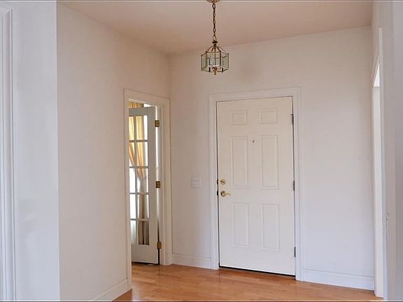 2nd image of 6408 Sunray Crest Dr
