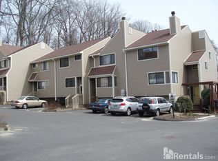 137 Sunrise Hill Rd, Norwalk, CT 06851