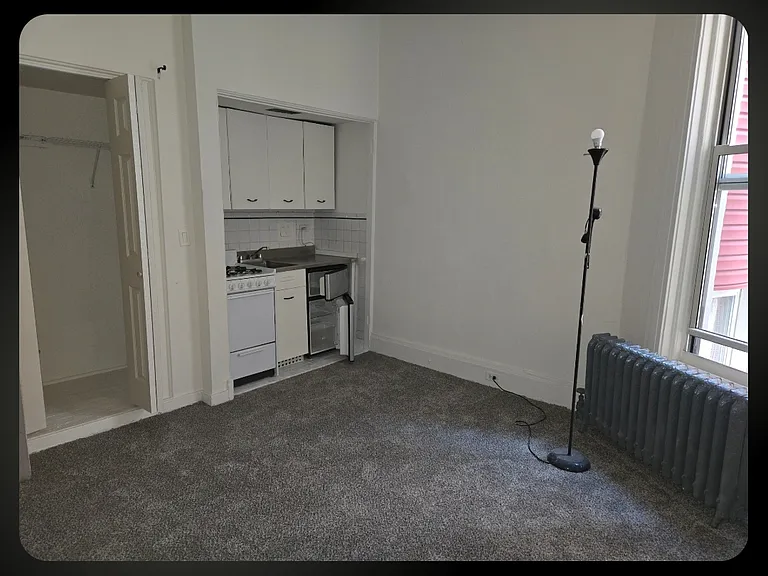 39 E Division St #3B — Photo 8