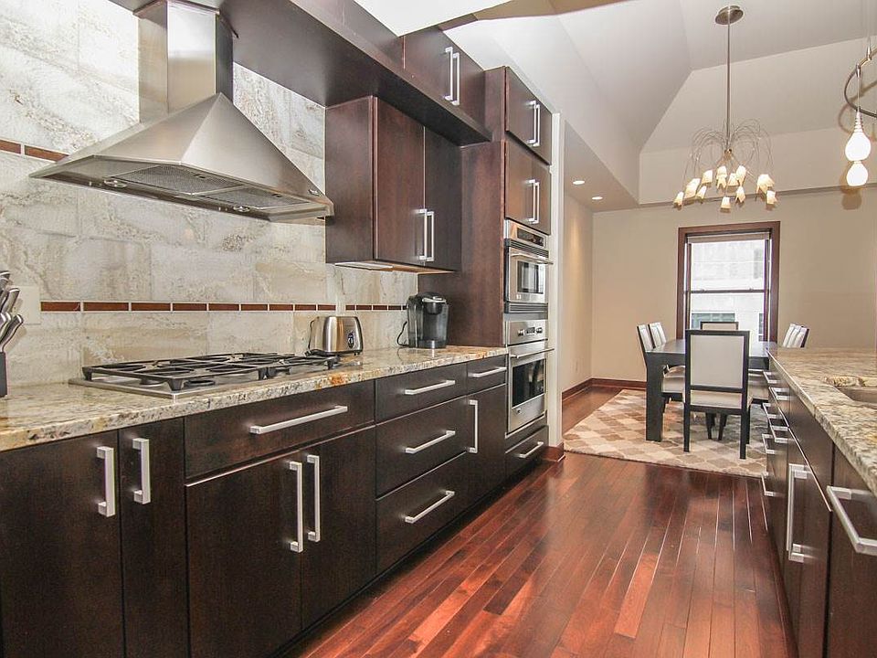 1st image of 123 W Washington Ave Penthouse 1002