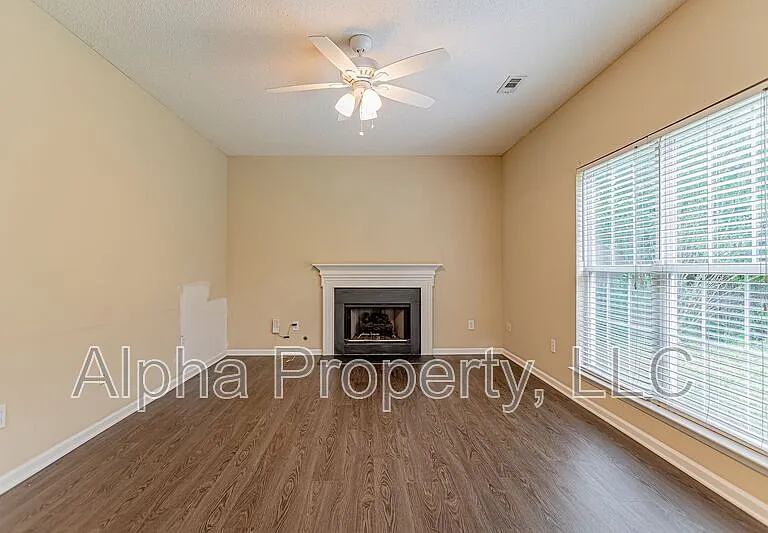 8 Cotter Ln — Photo 11