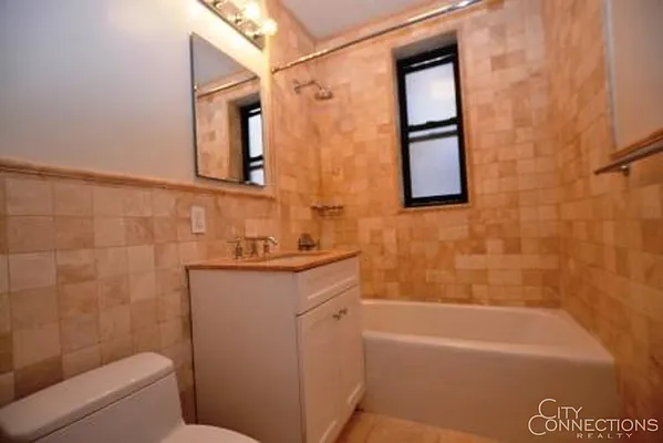 Rented by City Connections Realty | media 21