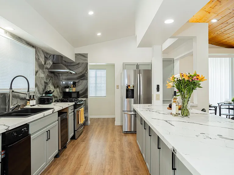2205 Santa Paula Dr — Photo 89