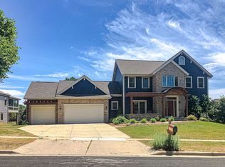 4221 Redtail Pass, Middleton, WI 53562