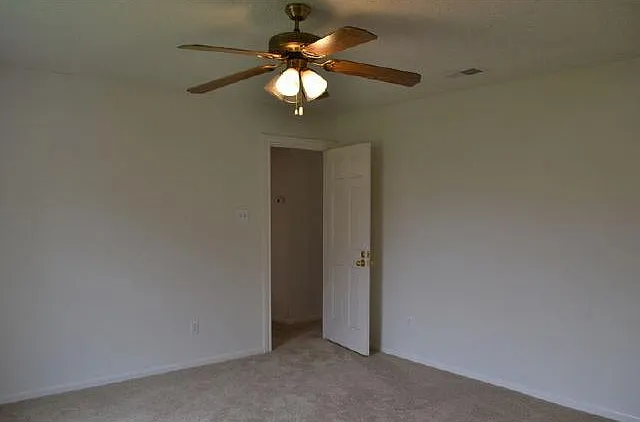 11205 Selma Dr #B — Photo 7