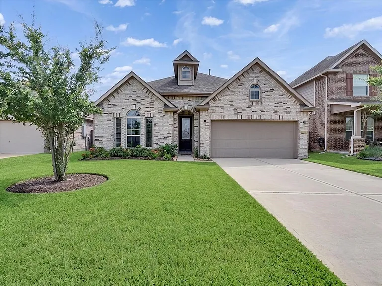 2643 Dry Creek Dr — Photo 1