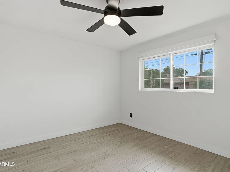 8307 E Clarendon Ave — Photo 18