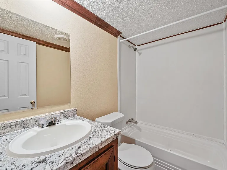 20511 N Navasota Dr — Photo 15