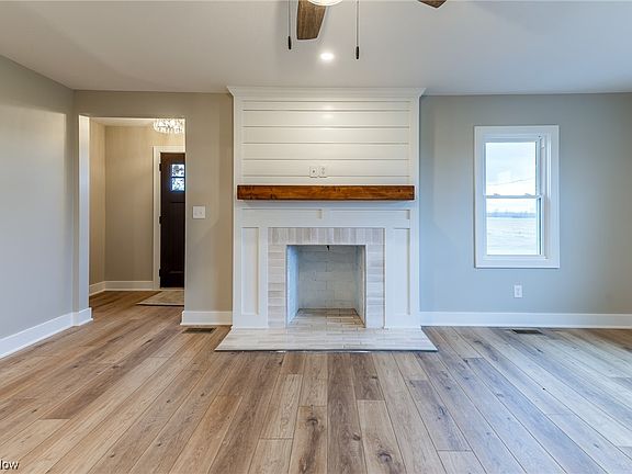 3rd image of 8020 Pilot Knob Ave NE
