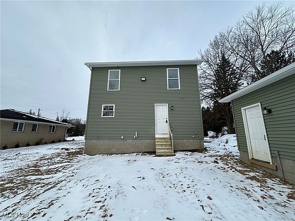 4th image of 727 Wilkinson Ave