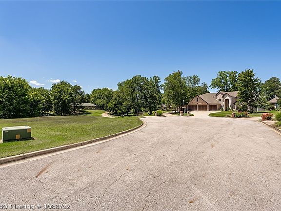 2nd image of 2612 Carrington Pointe Rd