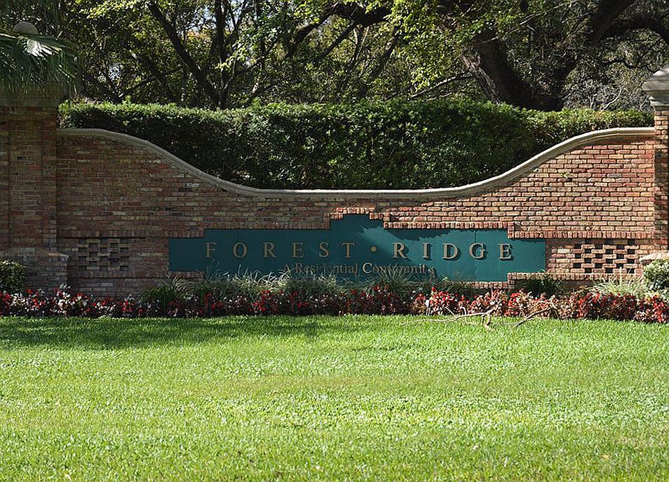 2nd image of 3088 Perriwinkle Cir