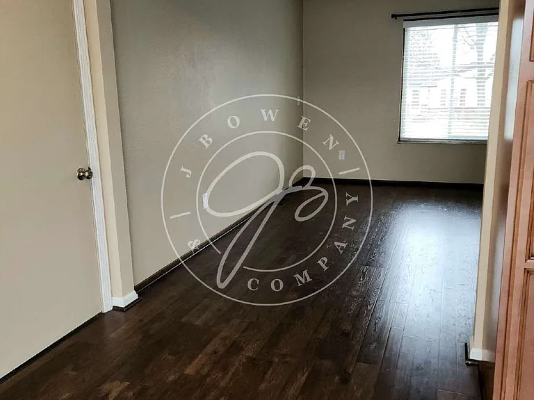 9450 Millcroft Rd — Photo 31