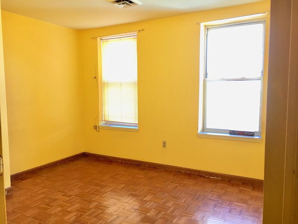 2nd image of 65 Beach St #4