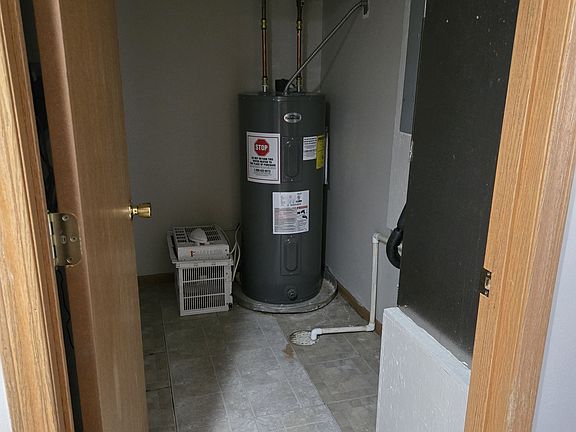 4th image of 2424 Park Ave #20