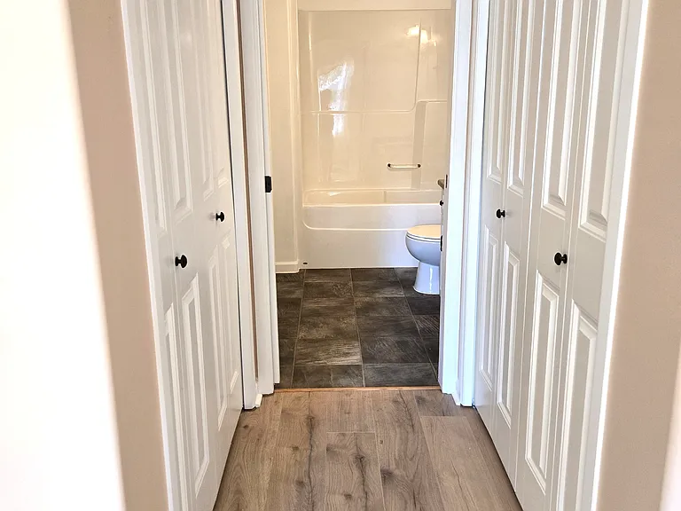 550 Lorne St #104 — Photo 17