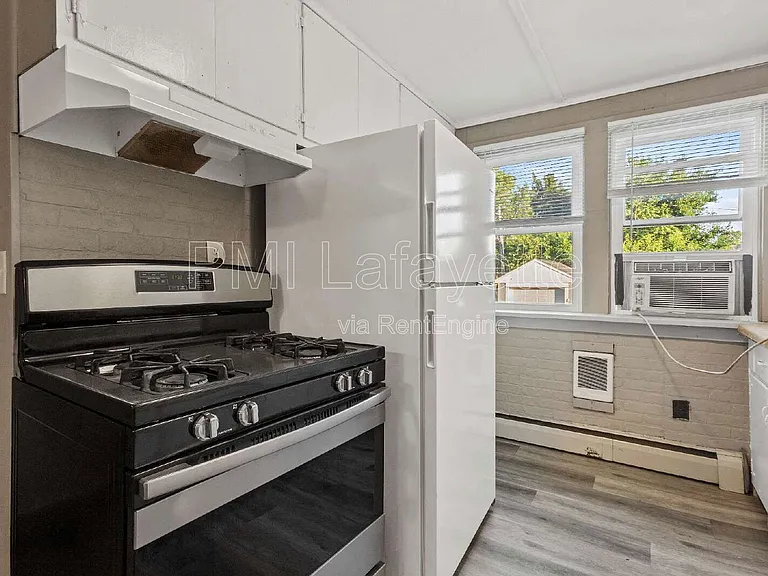 131 S 28th St — Photo 4