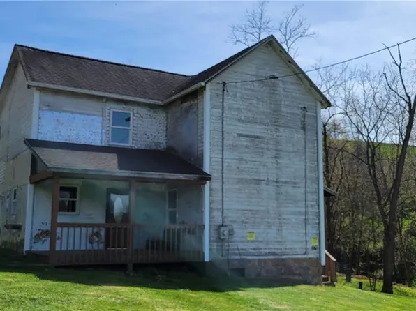 96 Willow Rd, Claysville, PA 15323