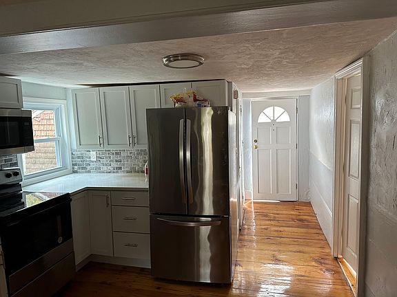 2nd image of 34 Smith Corner Rd