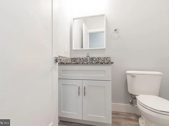 3rd image of 818 N 16th St #1