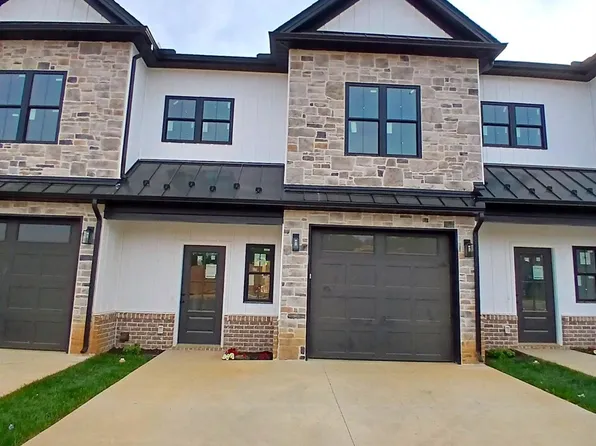 105 Luke Ct, Rustburg, VA 24588