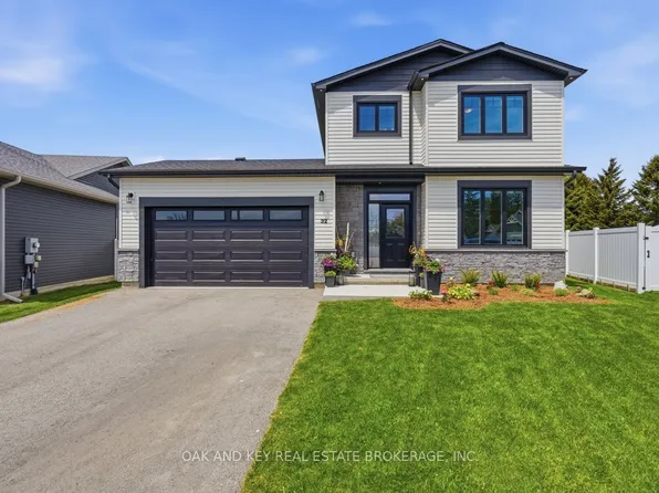 32 Helen Ct, Central Elgin, ON N0L 1B0