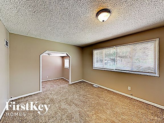 3rd image of 1700 Marshall Ct