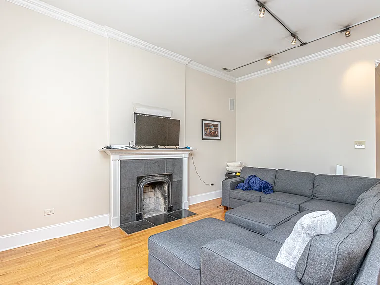 456 W Armitage Ave #2 — Photo 6