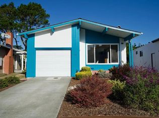 621 Forest Lake Dr, Pacifica, CA 94044