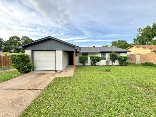 601 Carpenter Dr, Garland, TX 75040