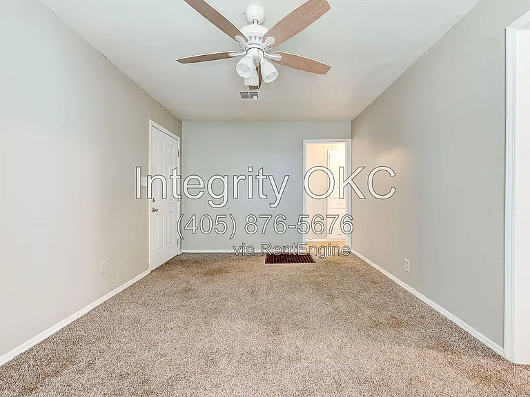 416 Reed Pl — Photo 21