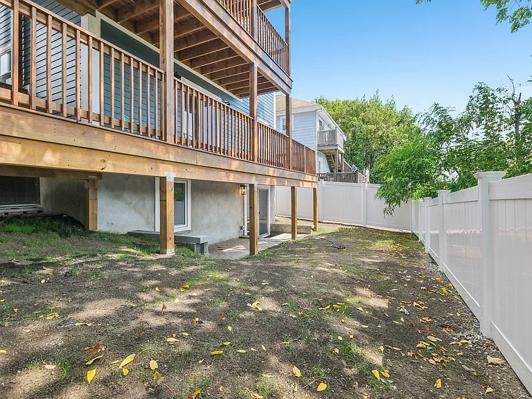 Shared backyard space w/ upper unit
