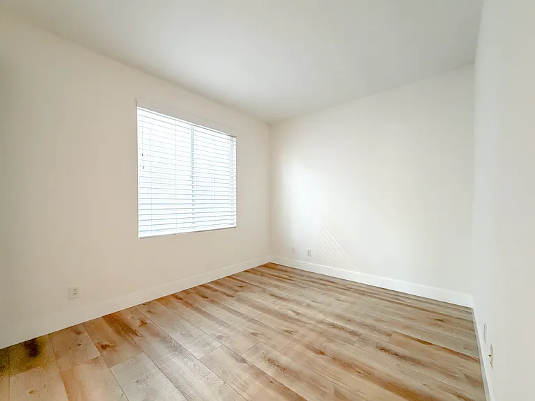 4359 Saint Andrews Dr — Photo 13