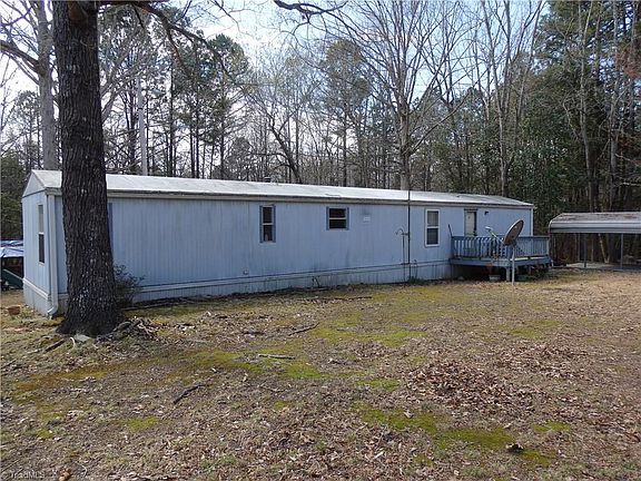 2nd image of 2285 Forest Hills Dr
