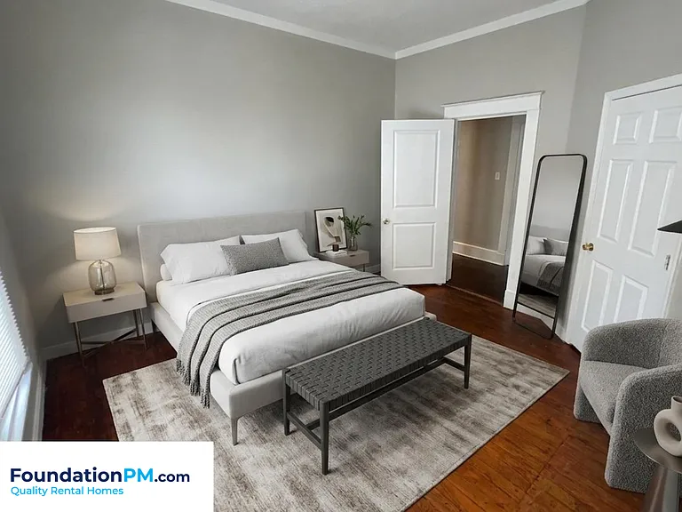 701 E Alston Ave — Photo 12