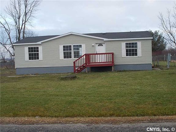 2nd image of 20511 Pine Ave