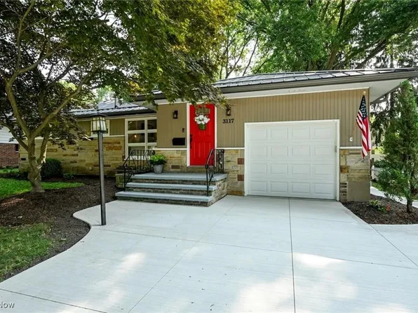 3117 Harriet Rd, Silver Lake, OH 44224