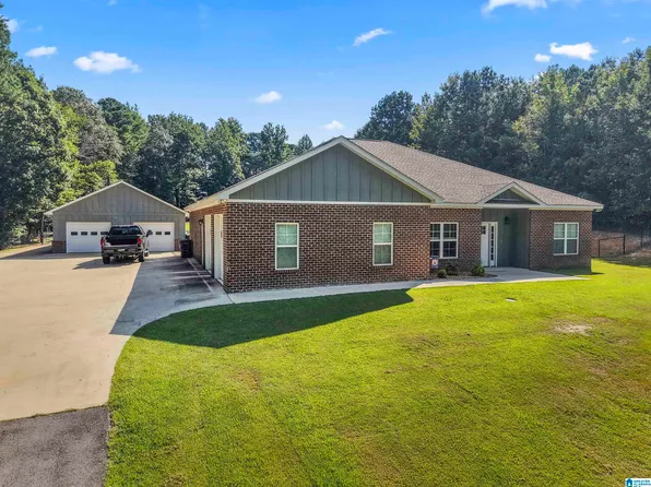 425 Crooked Creek Ln, Odenville, AL 35120