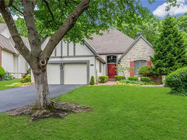 5408 W 97th Cir, Overland Park, KS 66207