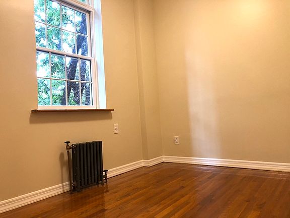 4th image of 242 W 20th St APT 2F