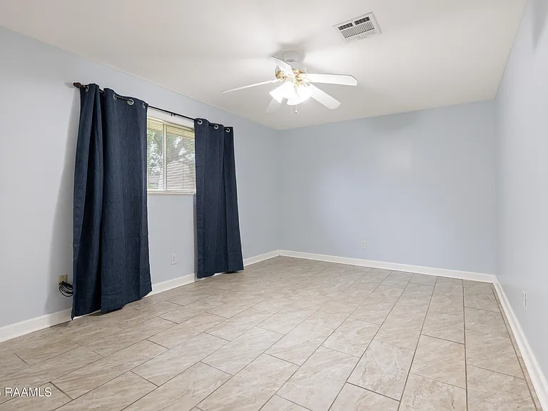 119 Gordon Crocket Dr — Photo 10