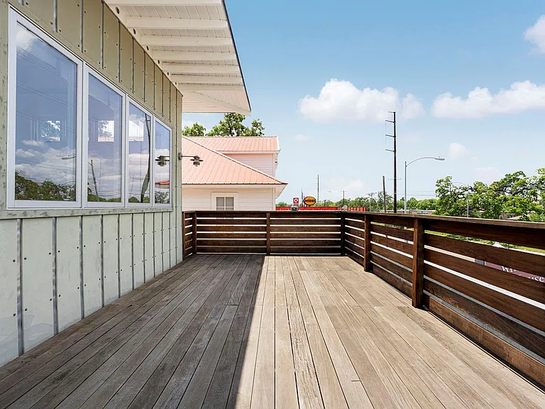 4015 Guadalupe St #A — Photo 18