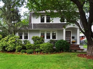 418 Smith Pl, Ridgewood, NJ 07450