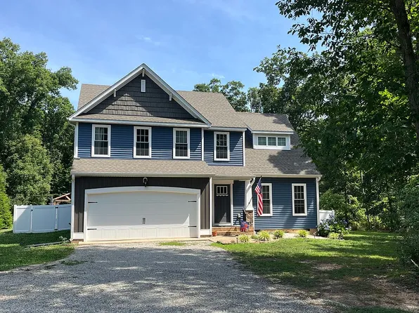 2106 Hancock Rd, Powhatan, VA 23139