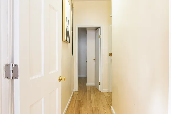 Rented by ER (DO NOT USE) | media 32