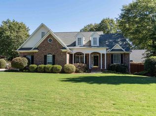 423 Chippendale Ln, Boiling Springs, SC 29316