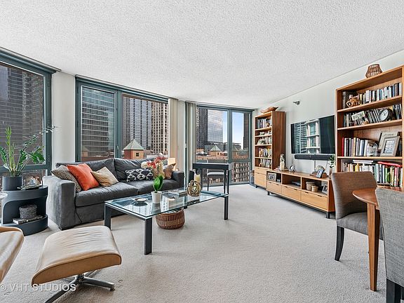 2nd image of 440 N McClurg Ct #1010S