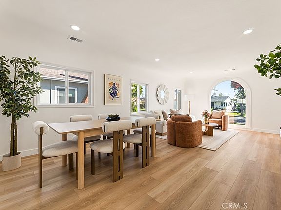 5th image of 2901 Front St